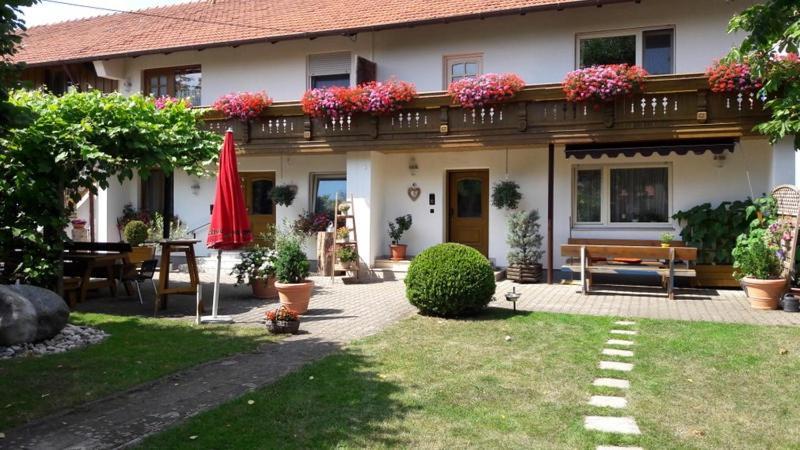 Pension Zum Krug, Messe Muenchen Hergolding Zewnętrze zdjęcie